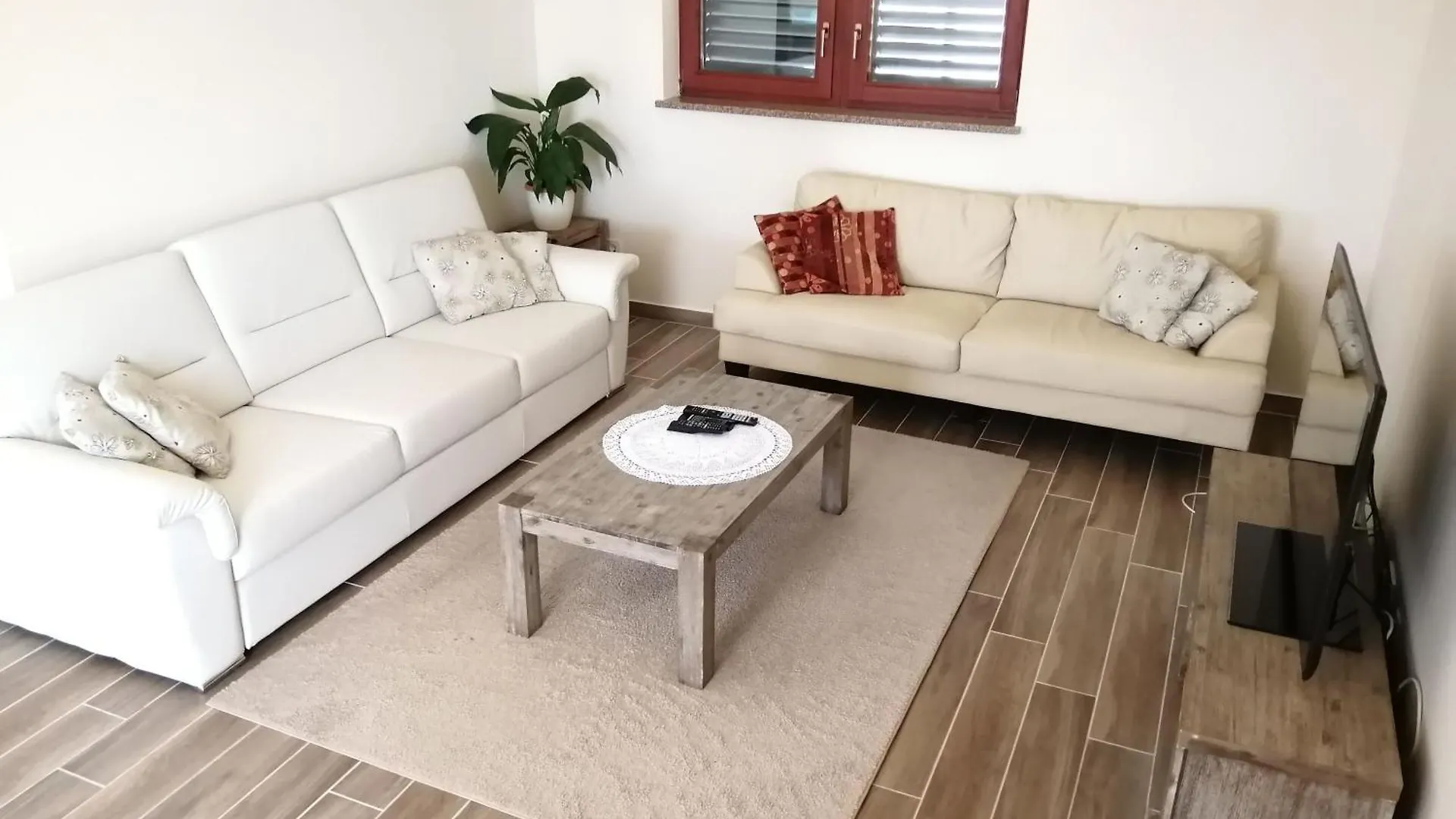 Apartment Mit Drei Schlafzimmern Und Meerblick Medulin