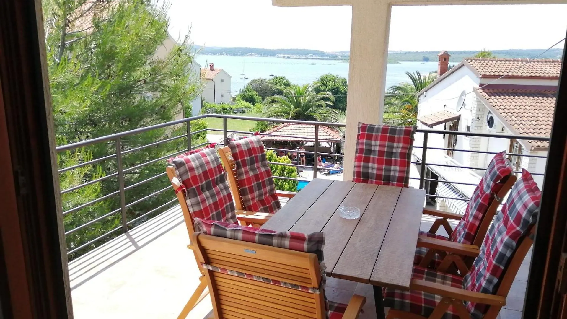 Apartment Mit Drei Schlafzimmern Und Meerblick Medulin